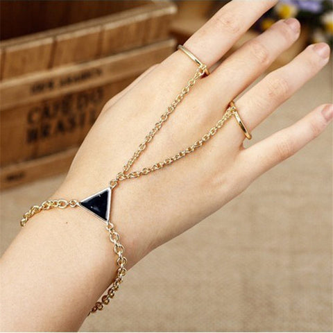 2017 Triangular Decoration New Bracelets Fashion Unique Alloy Finger
