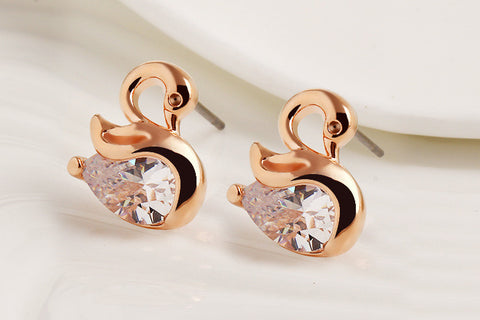 2017 Zircon Crystal Swan Earrings Unique Design Small Animal Metal Earrings