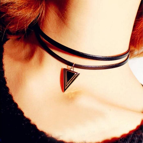 Retro Women's Triangle Rhinestones Leather Chain Pendant Necklace